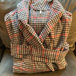 Pottery Barn/ grey and red women’s robe